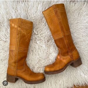 Frye Campus Boots Longhorn Horse Stitching Tan Womens 8 RARE